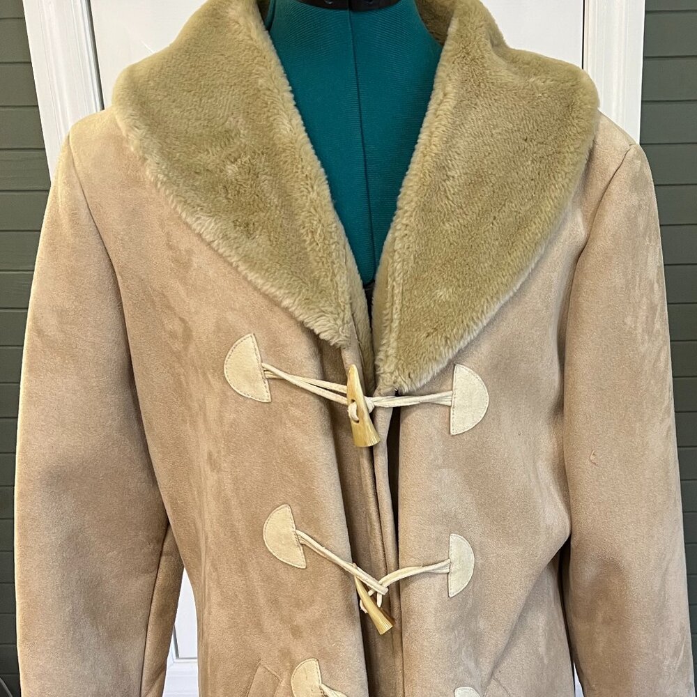 LAST CHANCE Chaps Suede Coat Toggle Button Faux Fur Lining Pockets Size L